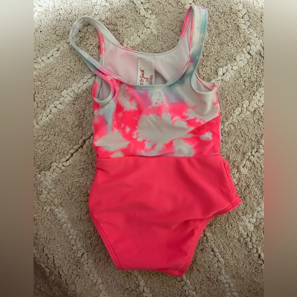 Summer bathing suit, by Cat & Jack
18 Month used maybe 2 -3 times - Picture 2 of 2